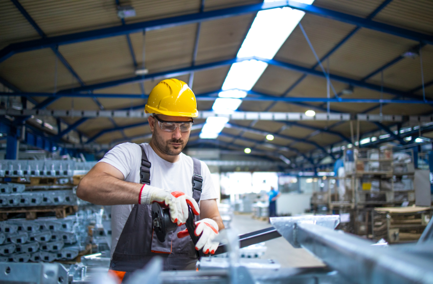 RICERCHIAMO OPERAI/E SPECIALIZZATI/E PER IL SETTORE METALMECCANICO